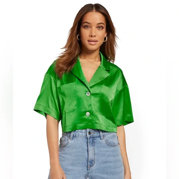 Cropped Satin Button-Front Shirt - Sans Souci - Picture 3 of 9